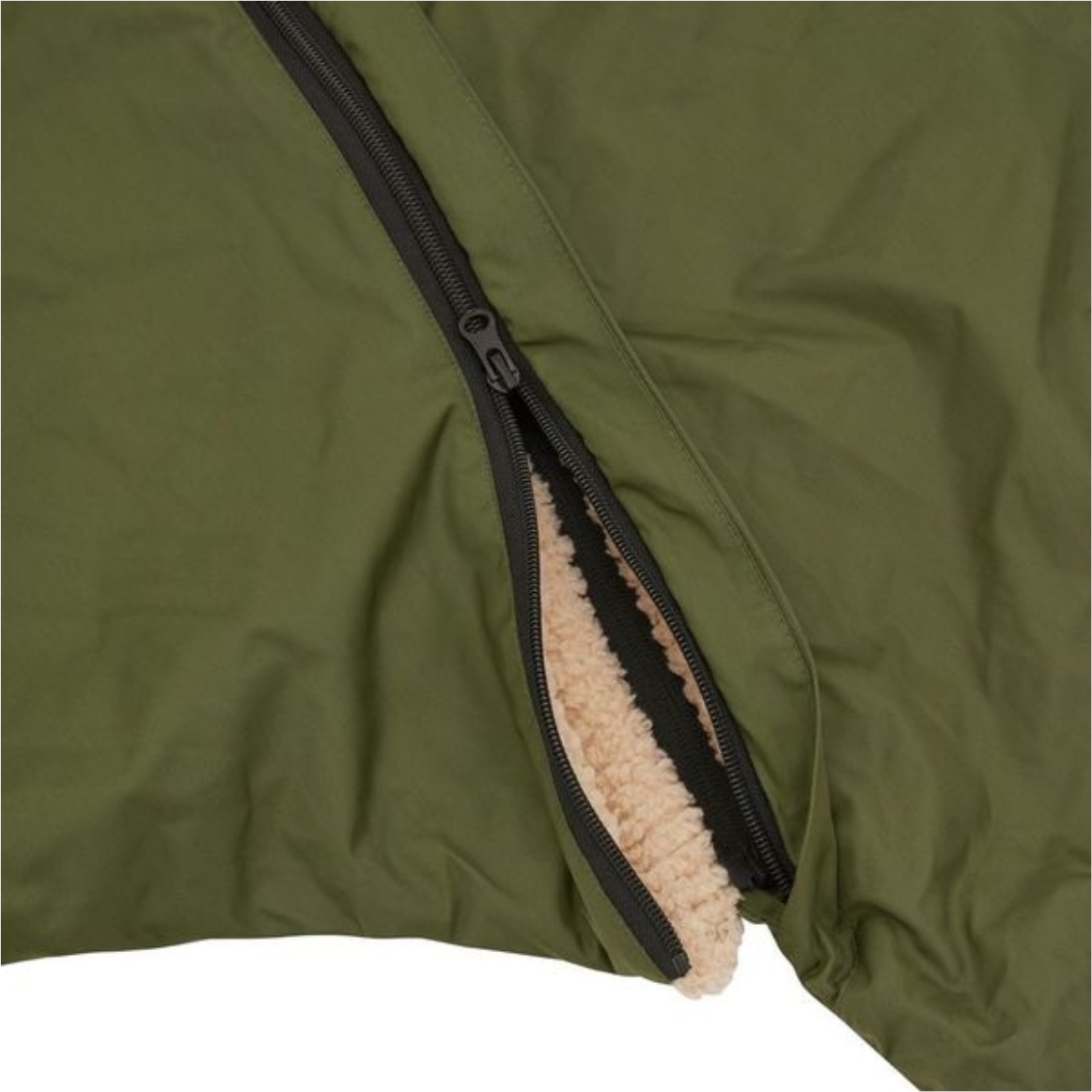 2025 Nyord Primaloft Outdoor Detachable Sleeve Changing Robe - Khaki / Ecru